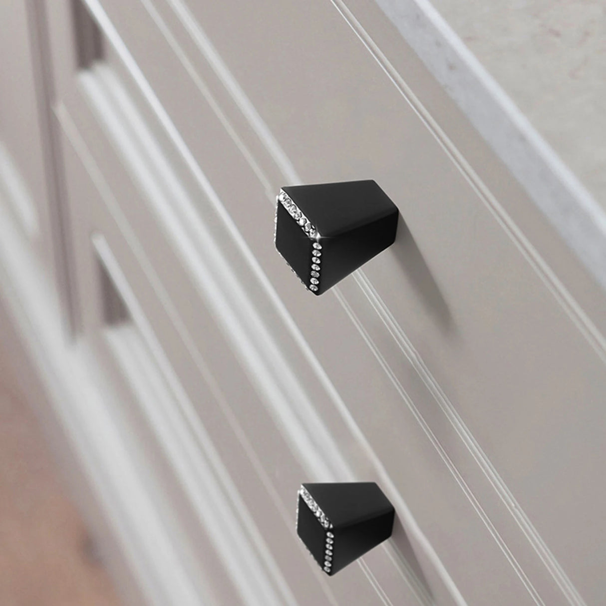 DIAMOND CRYSTAL KNOB HANDLES KITCHEN WARDROBE CUPBOARD ZINC ALLOY SILVER GOLD BLACK